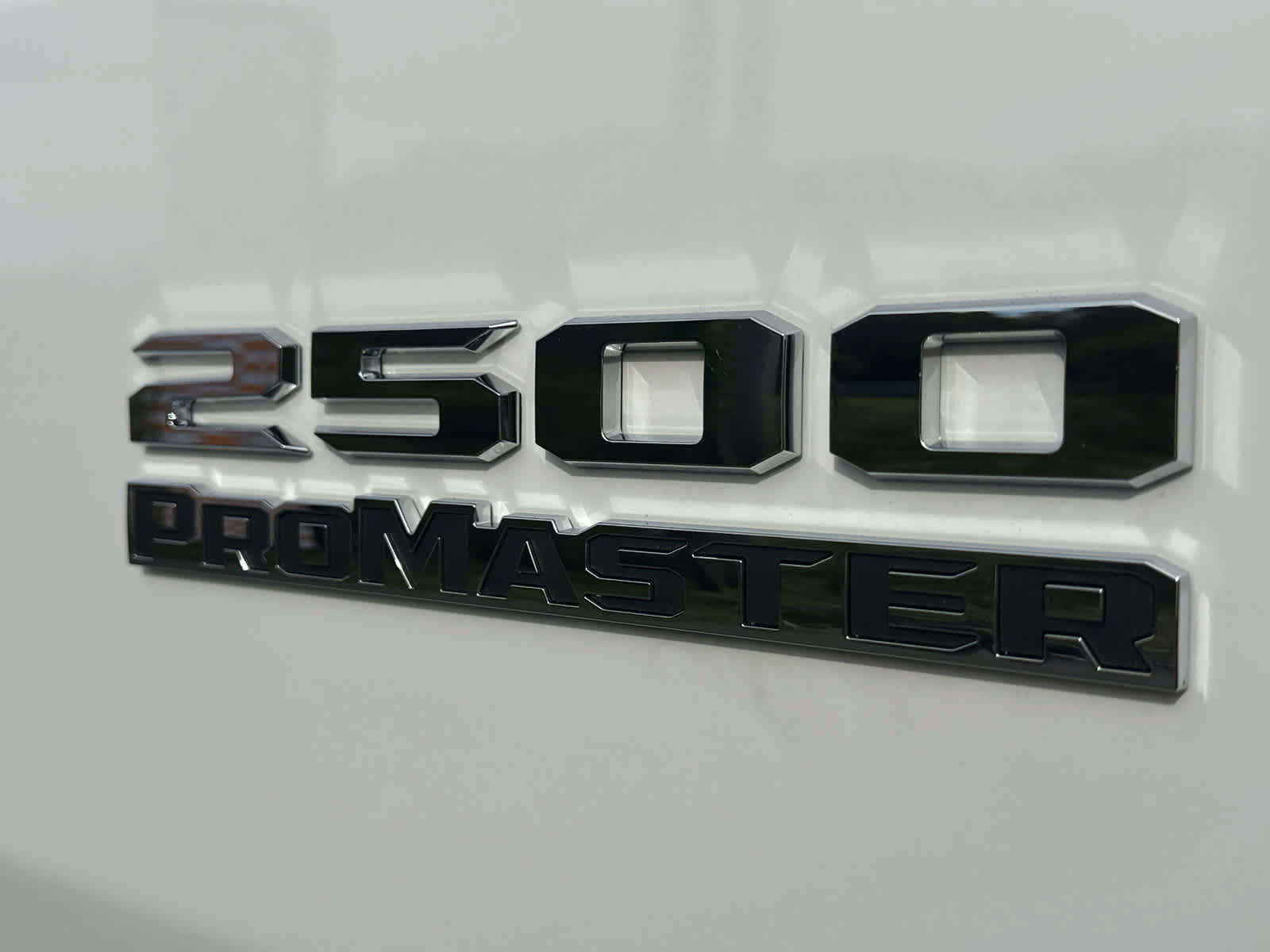 New 2024 RAM ProMaster 2500 w/ Safety Group FWD image 7