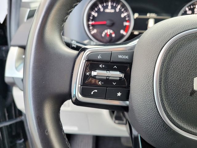 Certified 2024 Kia Carnival LX image 24