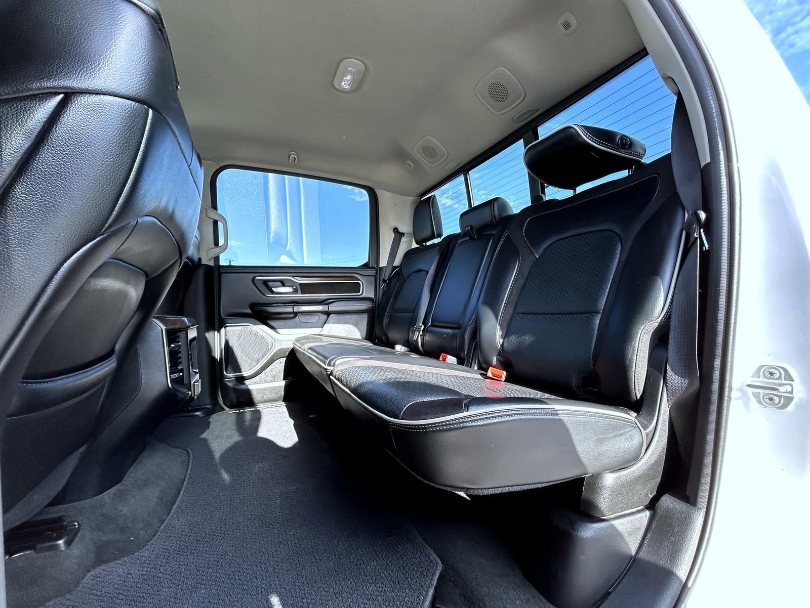 Used 2022 RAM 1500 Laramie image 19