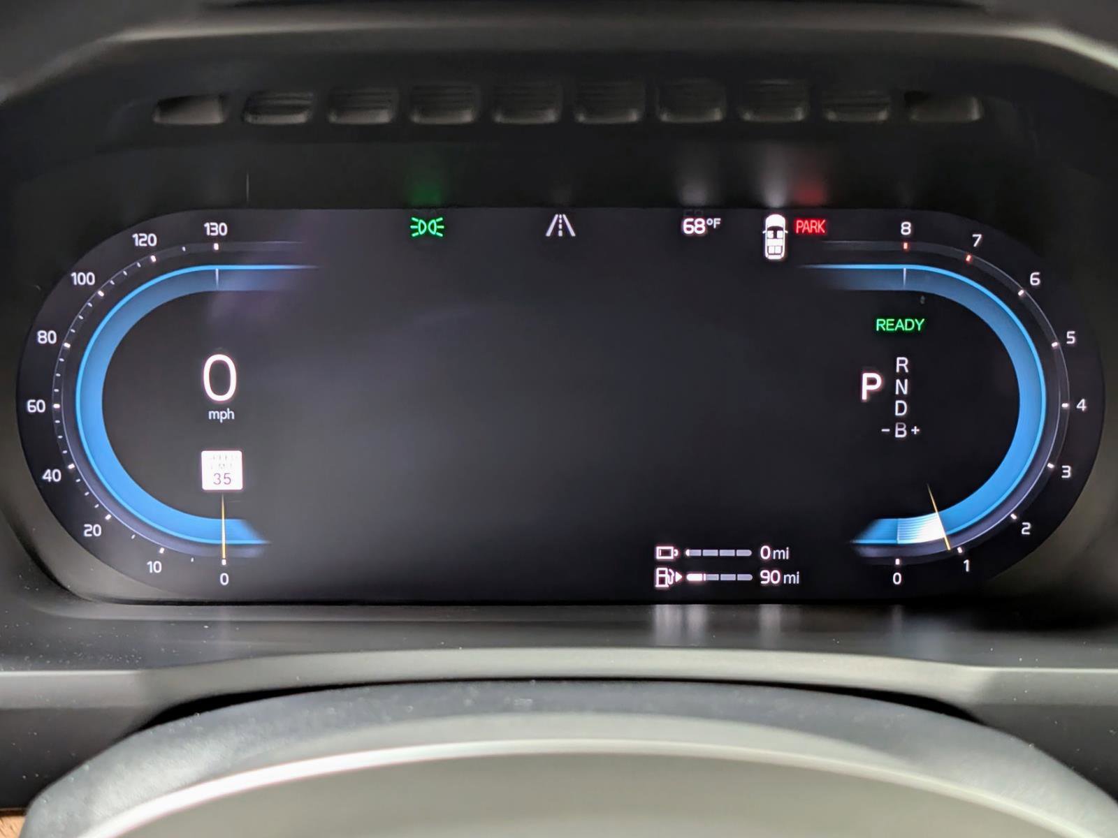 Used 2024 Volvo XC90 T8 Plus w/ Protection Package Premier image 37