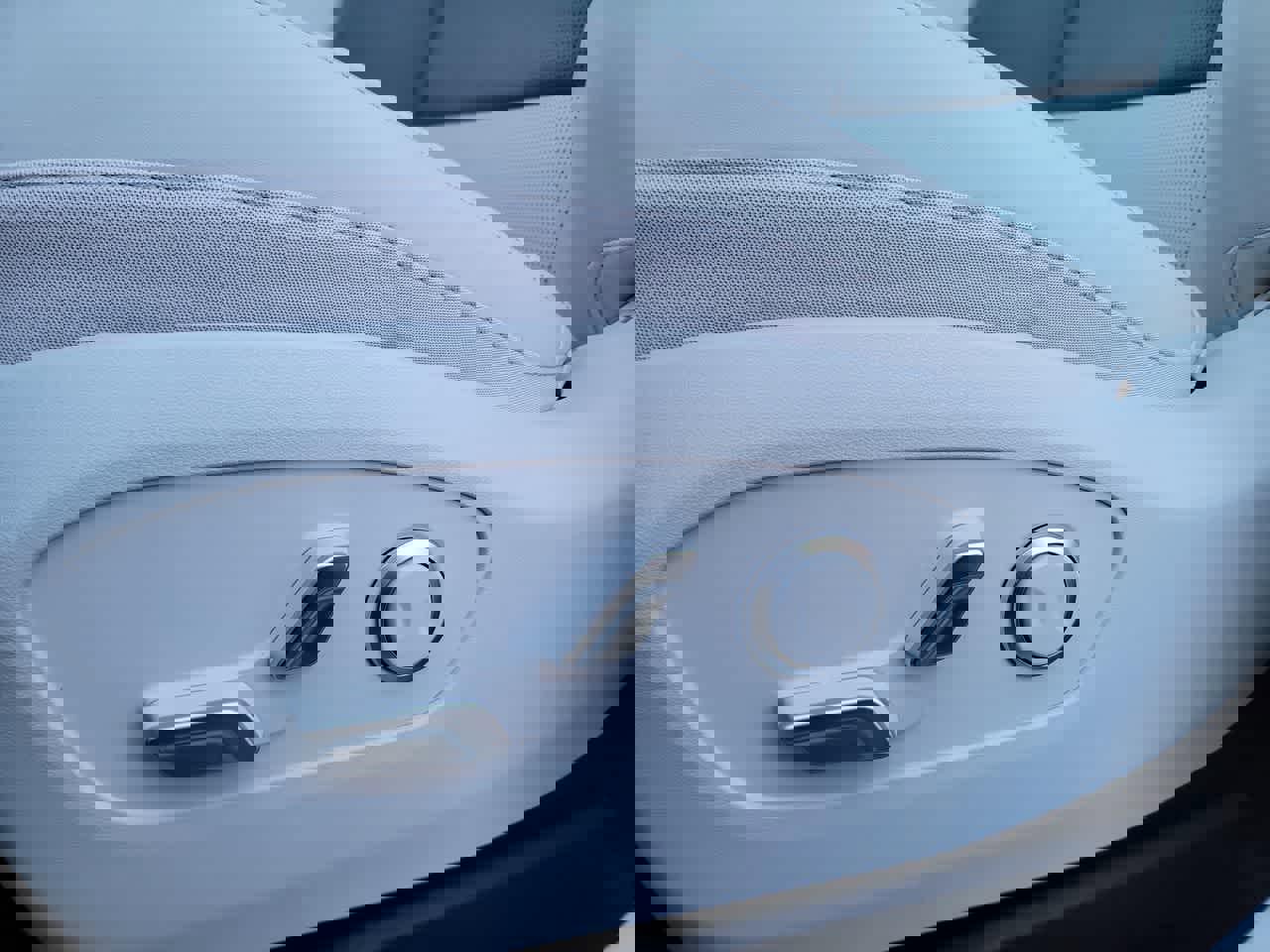 New 2026 Hyundai Ioniq 9 SEL image 12