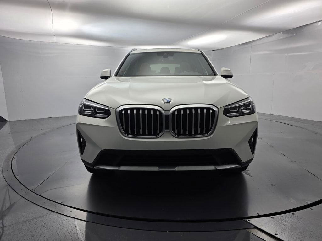 Used 2024 BMW X3 xDrive30i w/ Convenience Package AWD/4WD image 2