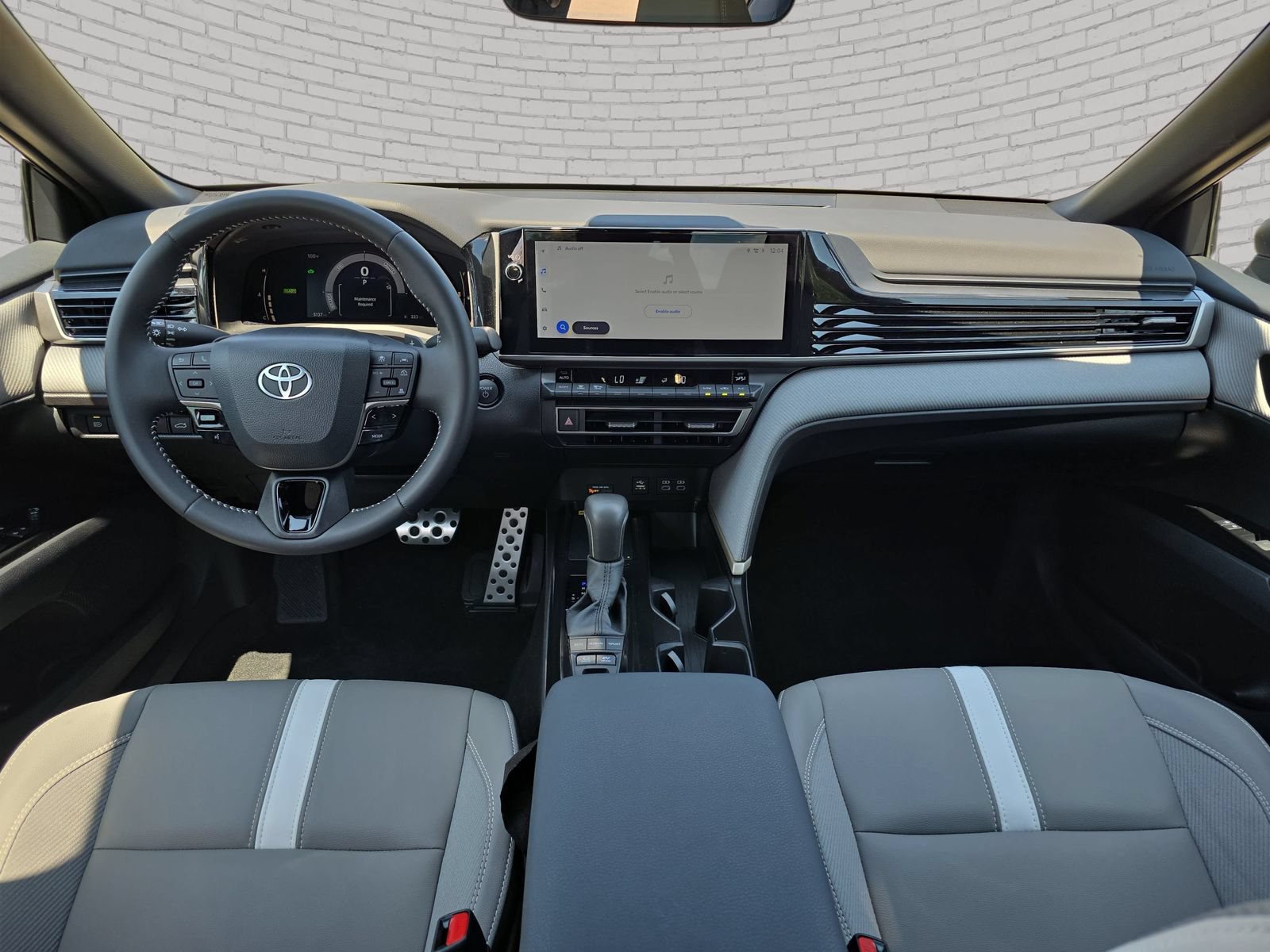 Used 2026 Toyota Camry SE w/ Multimedia Upgrade Package FWD image 10