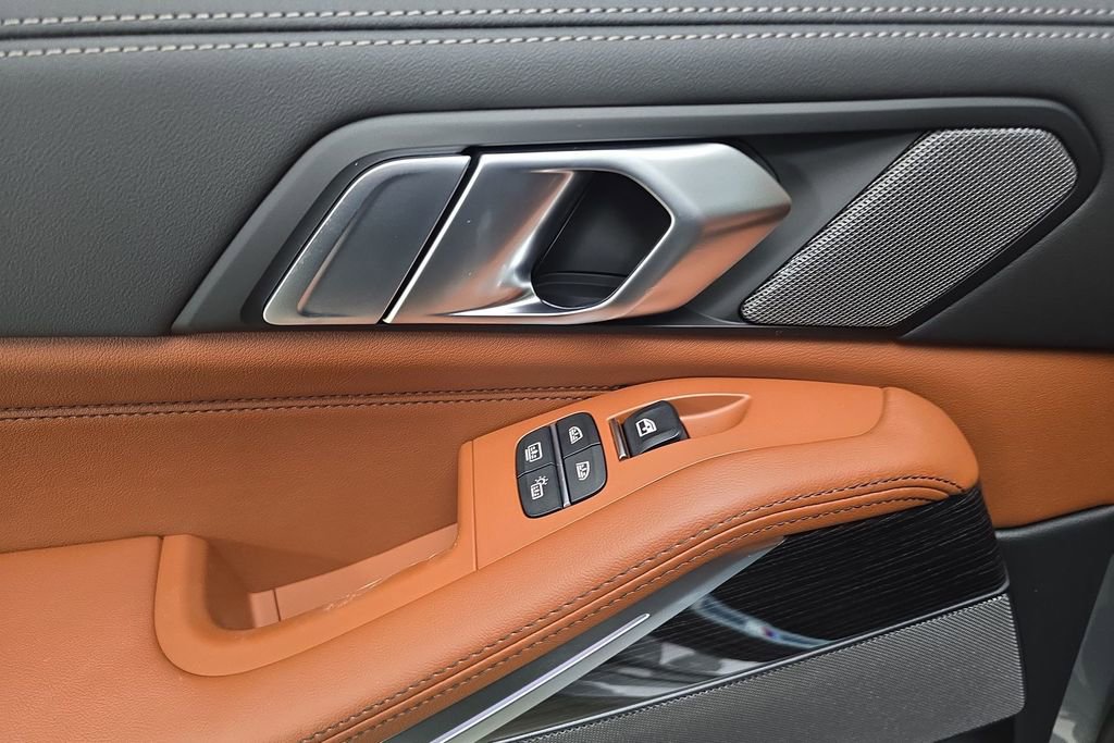 New 2026 BMW X7 M60i AWD/4WD image 27