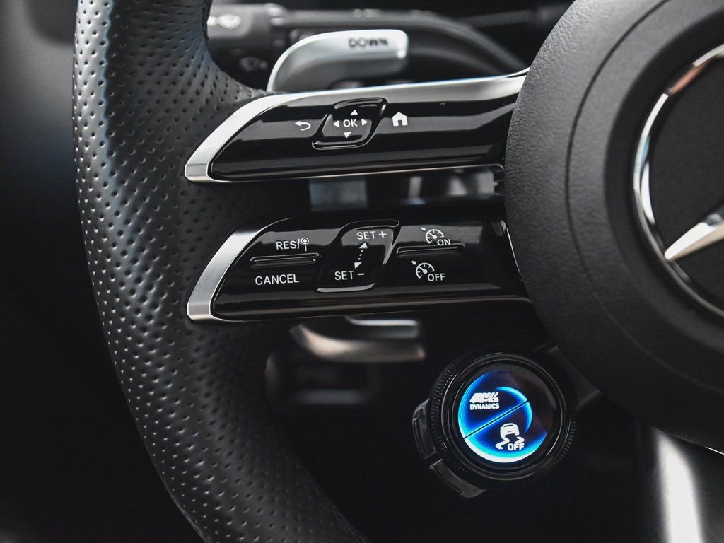 Used 2024 Mercedes-Benz GLA 35 AMG 4MATIC image 36