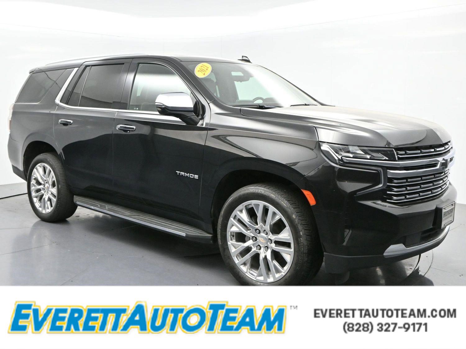 Used 2021 Chevrolet Tahoe Premier w/ Premium Package AWD/4WD image 1