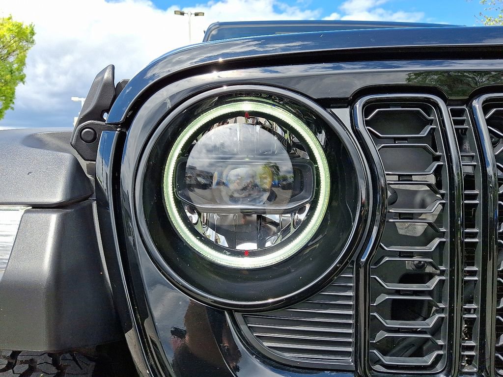 Certified 2025 Jeep Wrangler Unlimited Sport S 4xe AWD/4WD image 9
