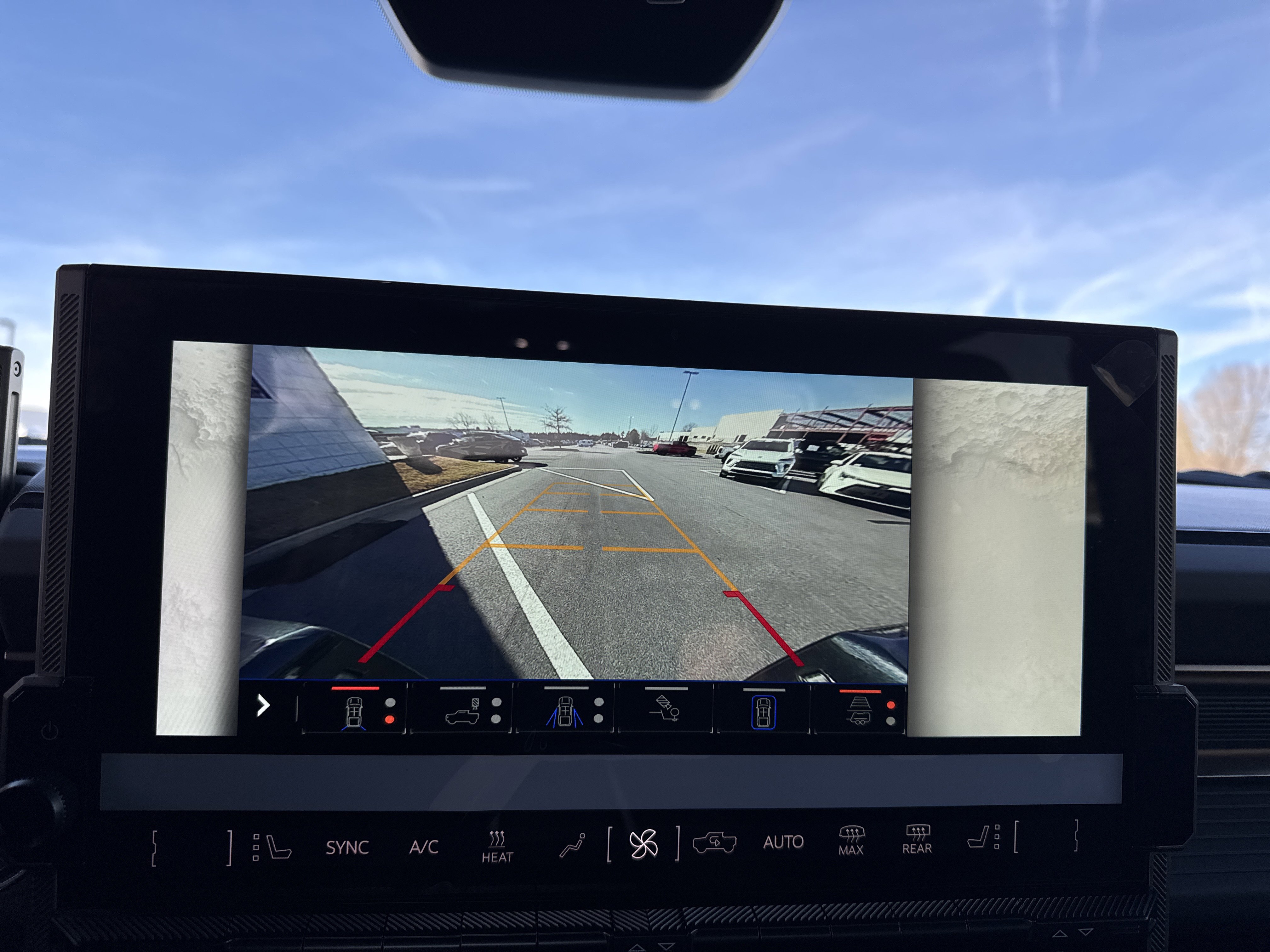 New 2025 GMC Hummer EV 2X image 25