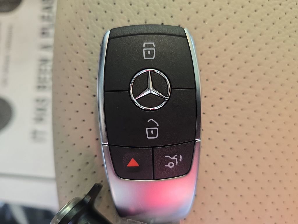 Certified 2021 Mercedes-Benz C 300 4MATIC Sedan image 38