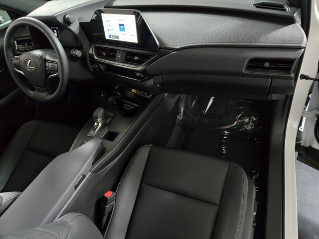 Certified 2025 Lexus UX 300h FWD w/ Accessory Package (Z1) image 23