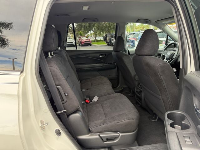 Used 2019 Honda Pilot LX image 17