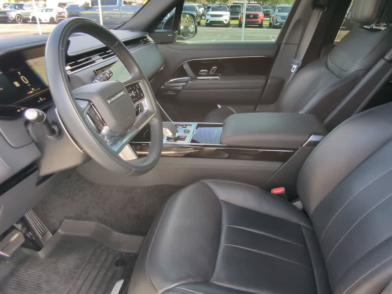 Certified 2023 Land Rover Range Rover SE AWD/4WD image 17
