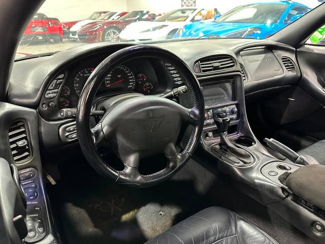 Used 2002 Chevrolet Corvette Coupe w/ Preferred Equipment Group2 RWD image 6