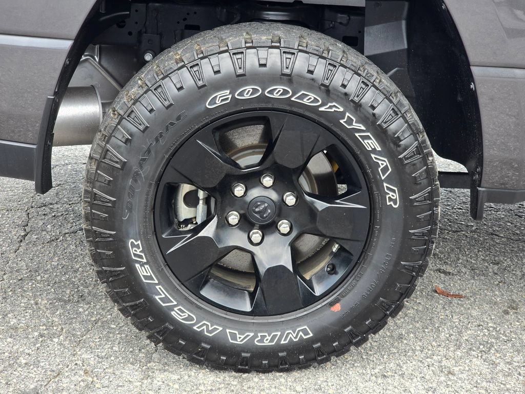 Used 2025 RAM 1500 Warlock AWD/4WD image 22