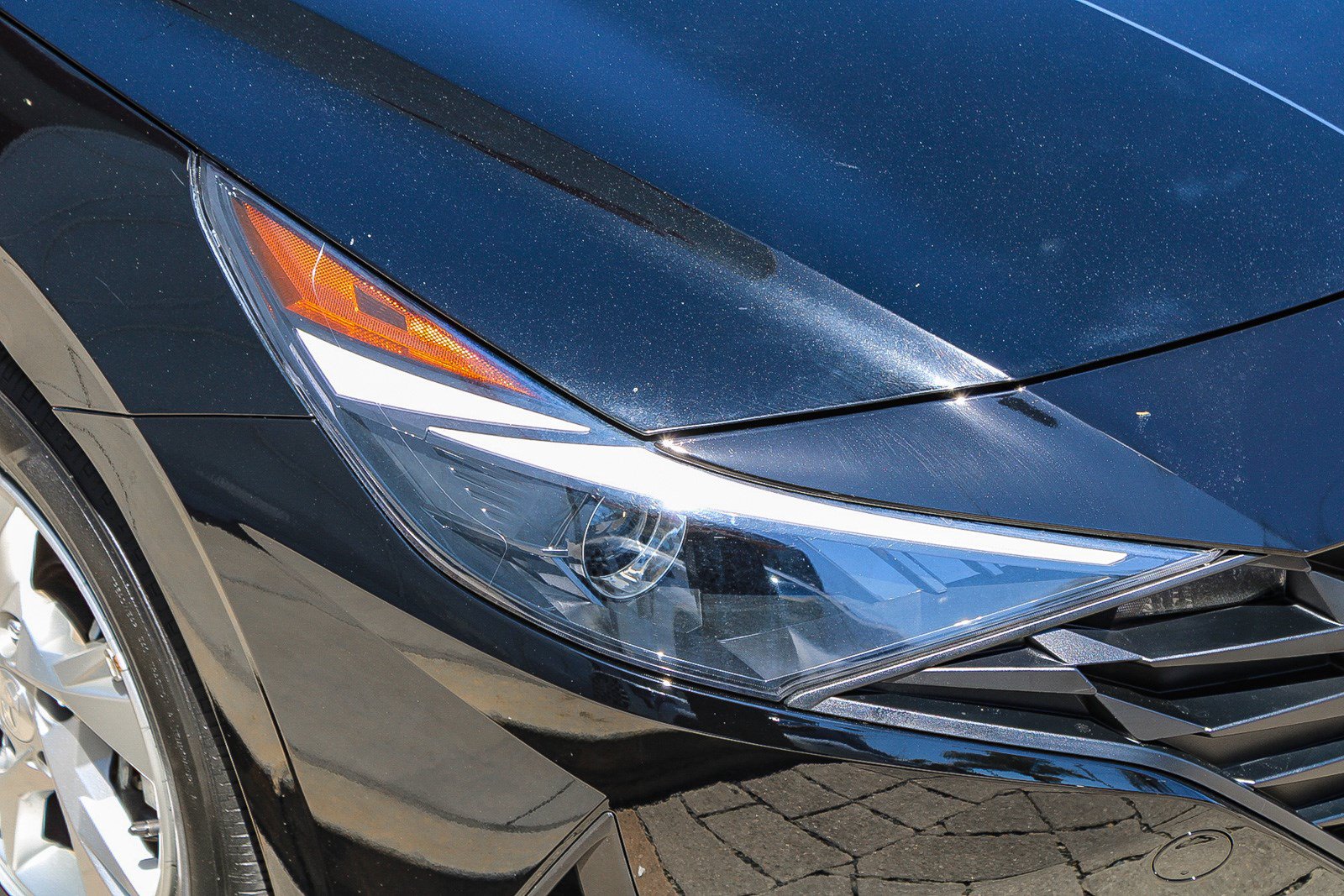 Used 2023 Hyundai Elantra SE FWD image 5