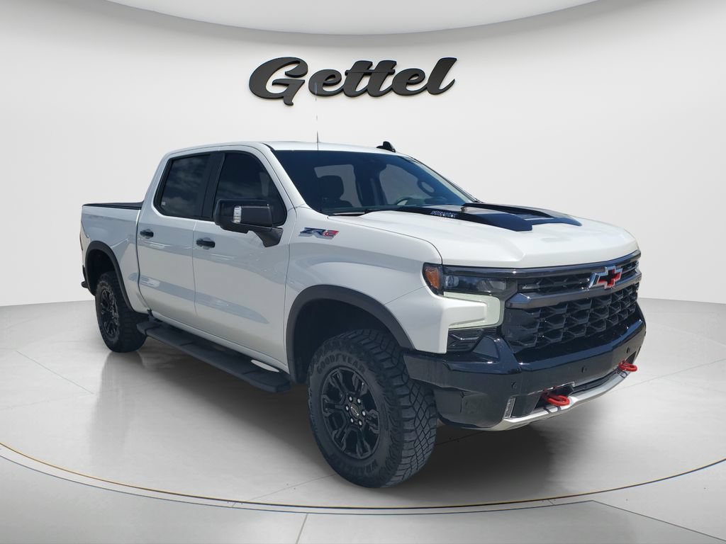 Used 2025 Chevrolet Silverado 1500 ZR2 w/ Technology Package AWD/4WD image 2