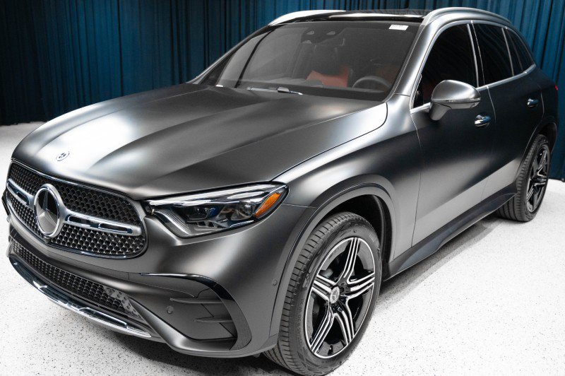 New 2026 Mercedes-Benz GLC 300