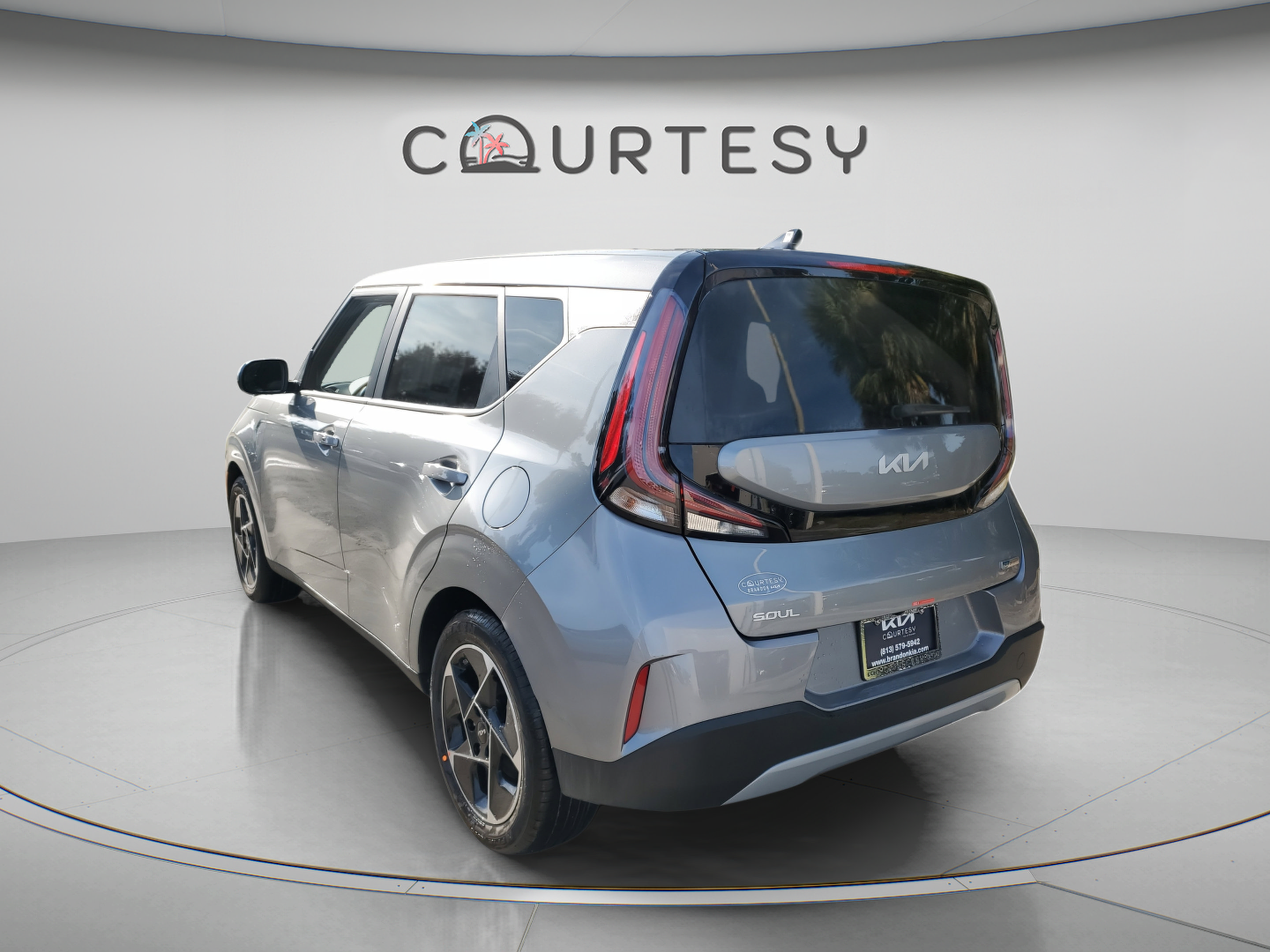 Certified 2025 Kia Soul EX FWD image 2