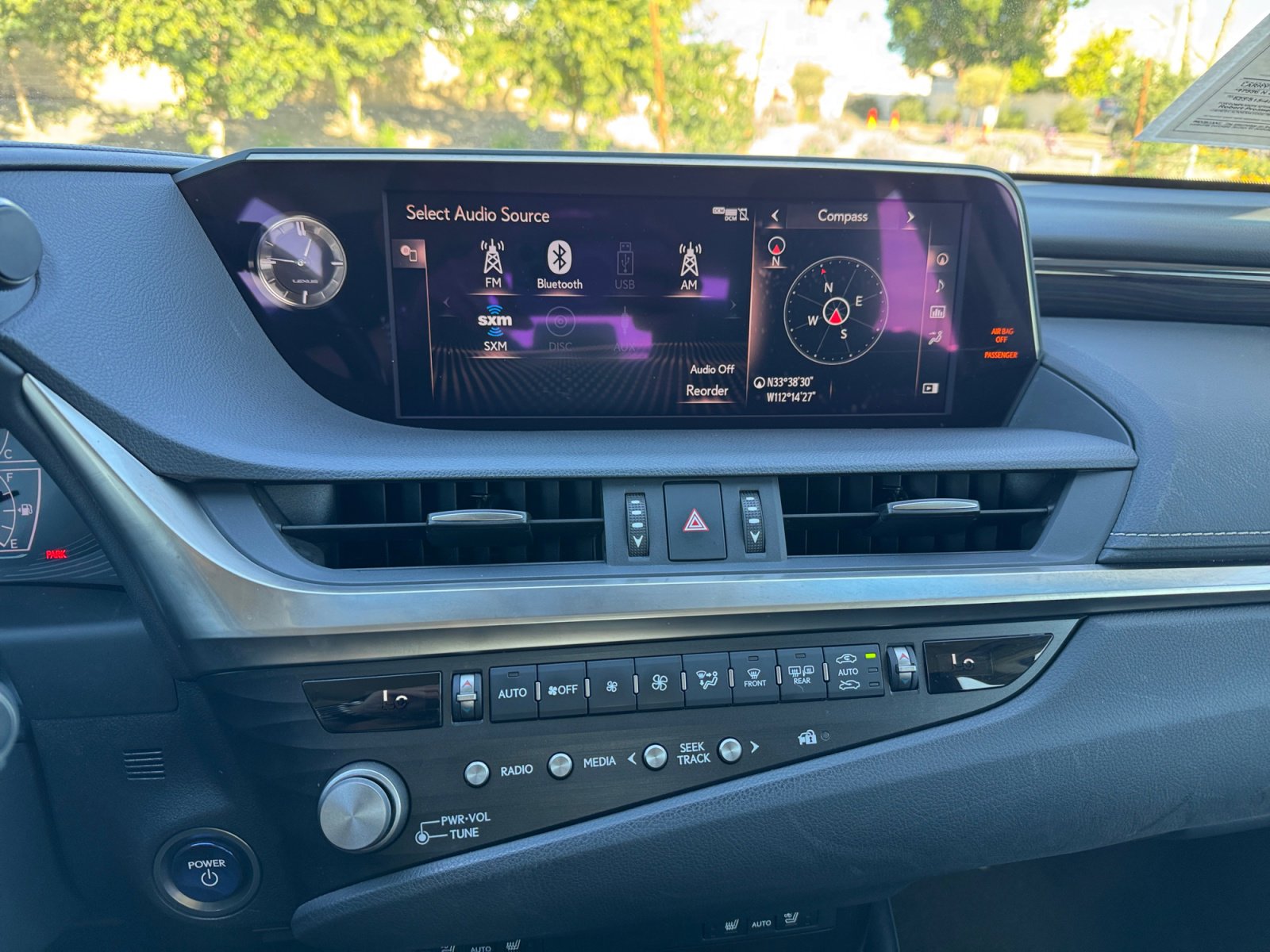 Used 2021 Lexus ES 300h w/ Premium Package image 9