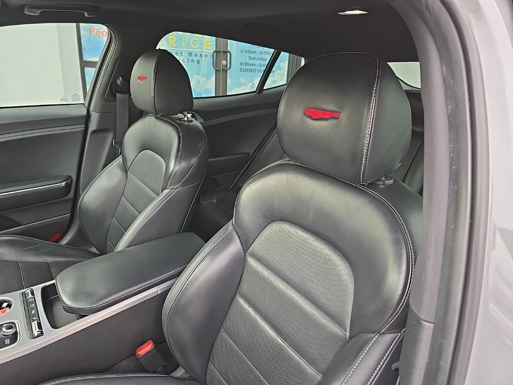 Used 2020 Kia Stinger GT2 image 32