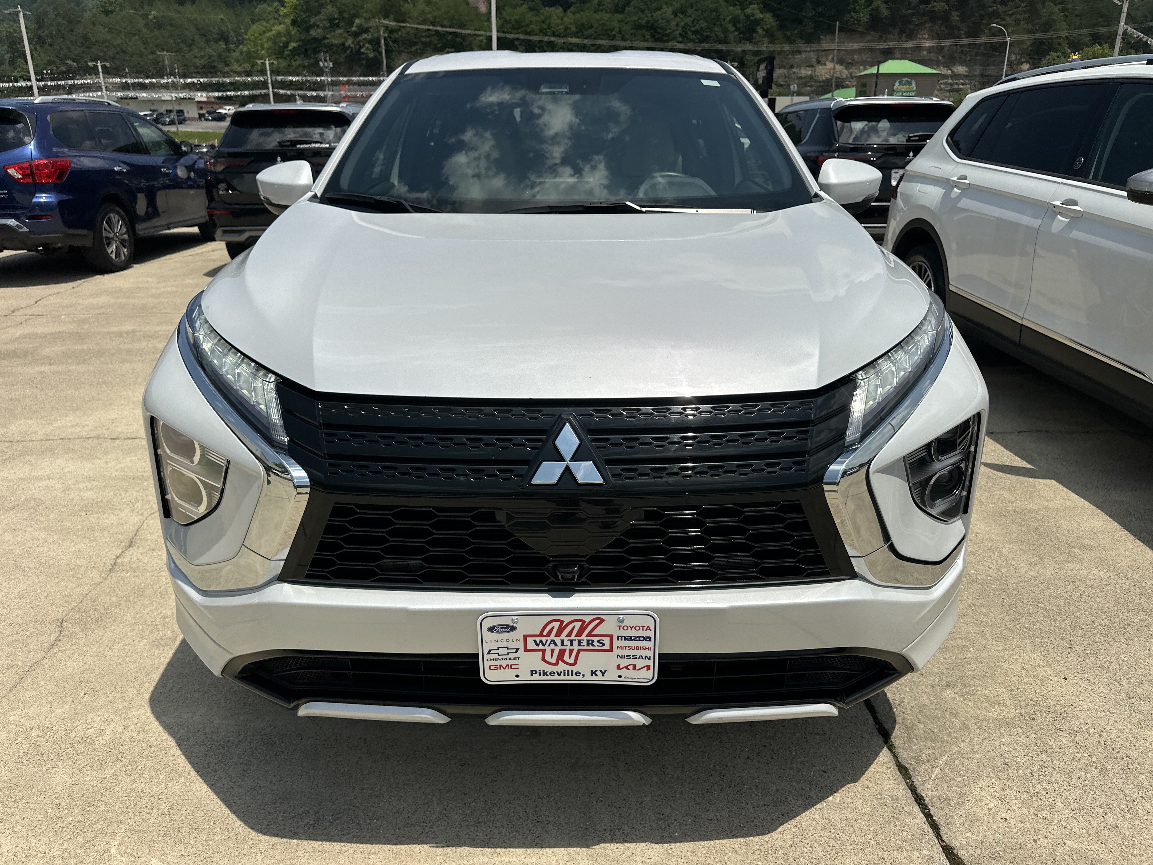 Used 2025 Mitsubishi Eclipse Cross SEL AWD/4WD image 7