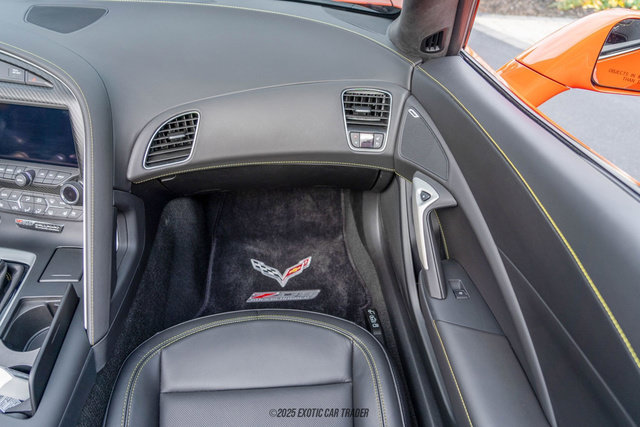 Used 2019 Chevrolet Corvette Z06 RWD image 39