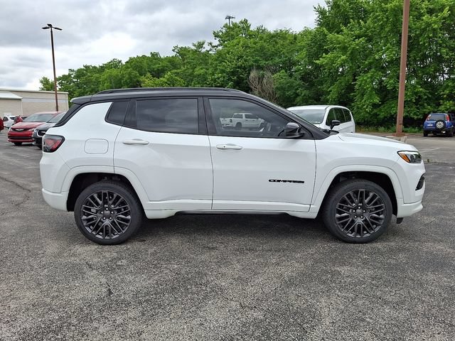 Used 2022 Jeep Compass High Altitude AWD/4WD image 12