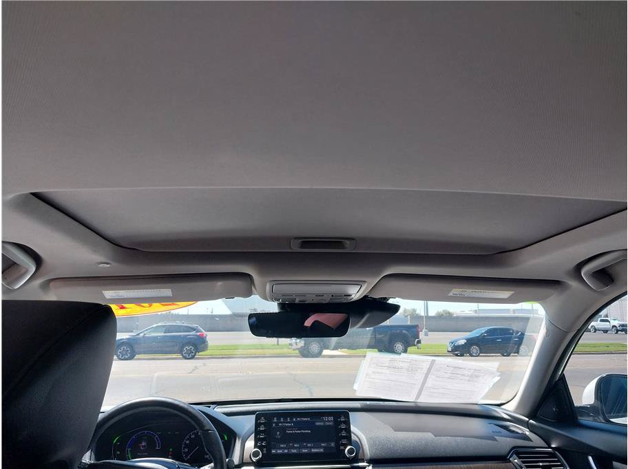 Used 2018 Honda Accord Touring image 11