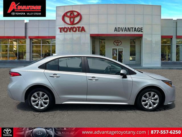 Used 2024 Toyota Corolla LE FWD image 5