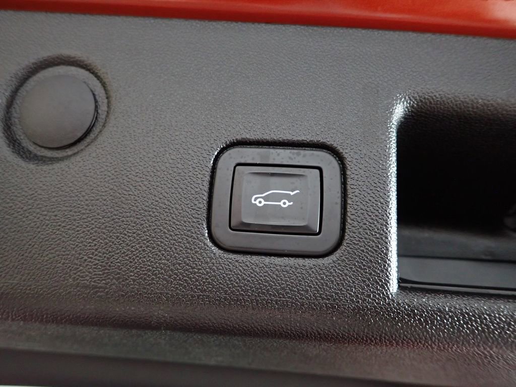 Used 2020 Chevrolet Equinox LT AWD/4WD image 18