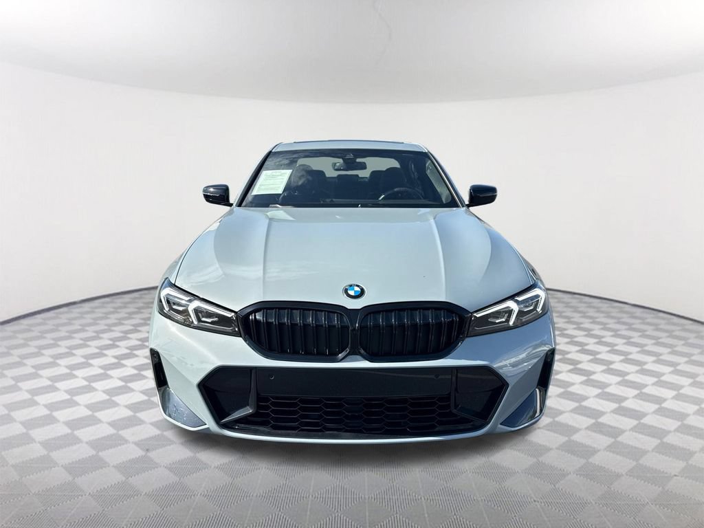 Used 2026 BMW 330i Sedan w/ M Sport Package RWD image 2