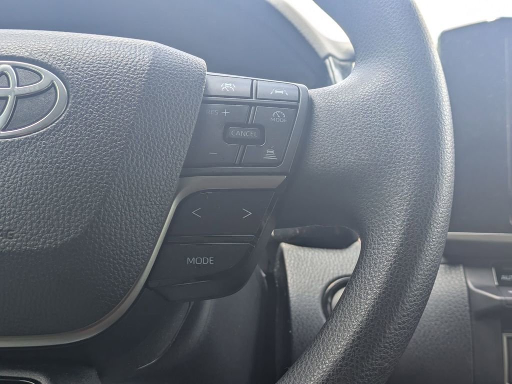 Used 2025 Toyota Camry LE FWD image 24