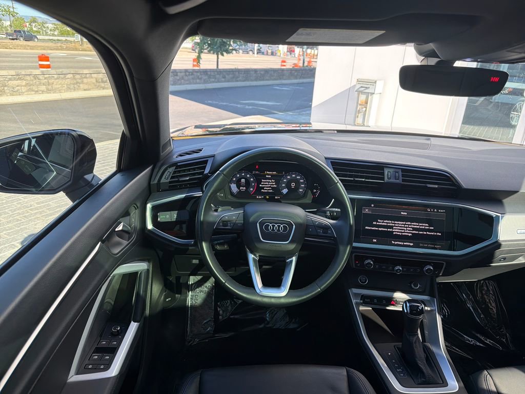 Used 2023 Audi Q3 2.0T Premium w/ Convenience Package AWD/4WD image 14