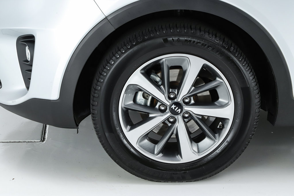 Used 2019 Kia Sorento EX FWD image 6