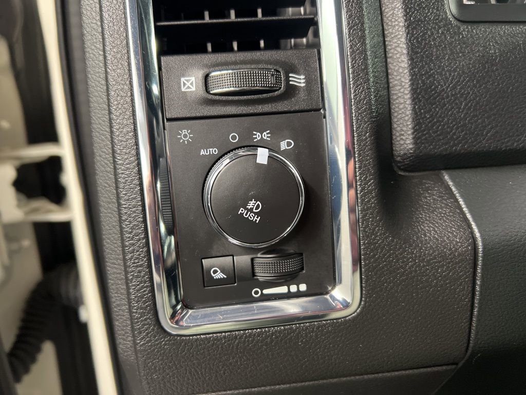 Used 2017 RAM 1500 Laramie w/ Convenience Group image 22