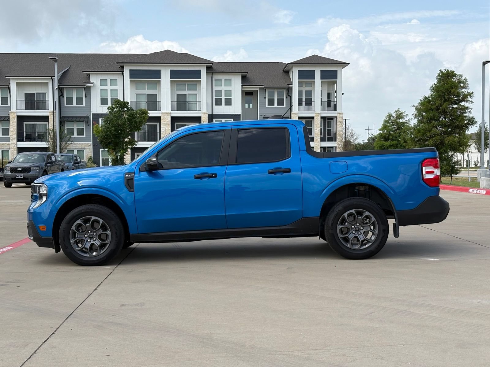 Used 2025 Ford Maverick XLT w/ XLT Luxury Package FWD image 4