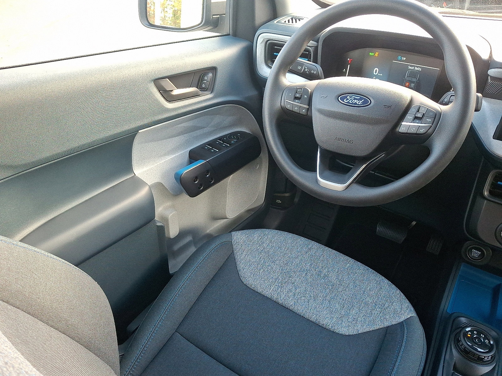 New 2025 Ford Maverick XLT image 16