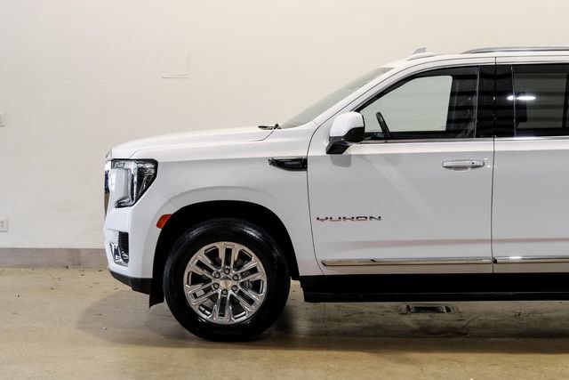 Used 2021 GMC Yukon XL SLT w/ Rear Media and Nav Package AWD/4WD image 38
