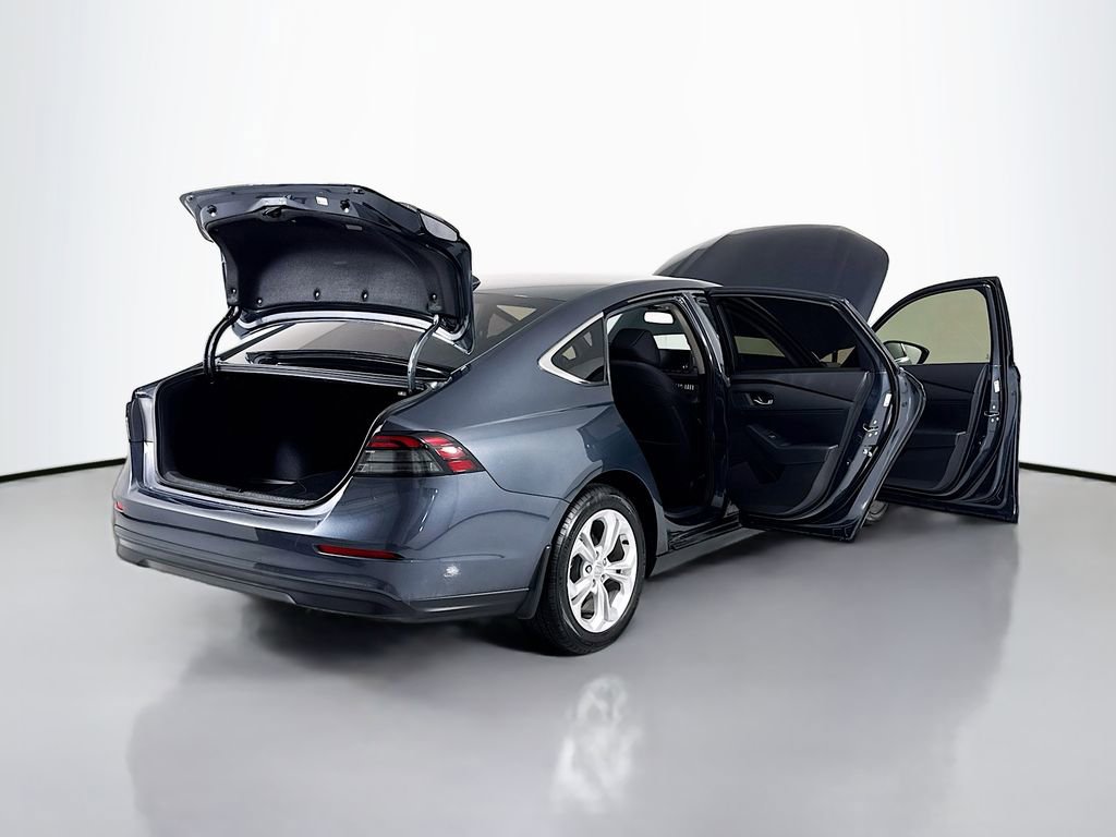 Used 2025 Honda Accord LX image 22