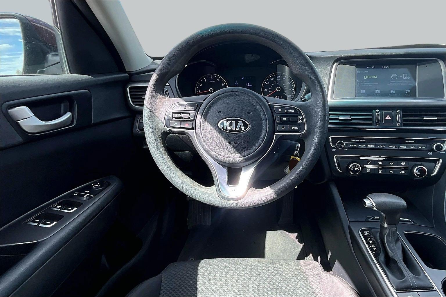 Used 2018 Kia Optima LX FWD image 5