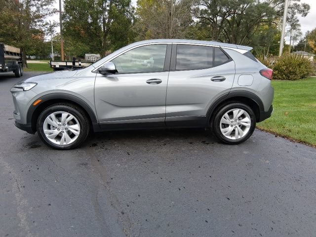 New 2026 Buick Encore GX Preferred w/ Comfort Package AWD/4WD image 3