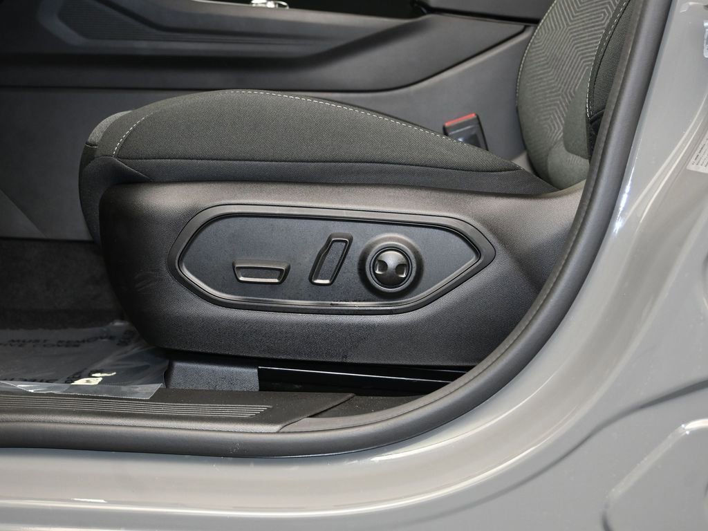 New 2026 Jeep Cherokee Laredo image 22