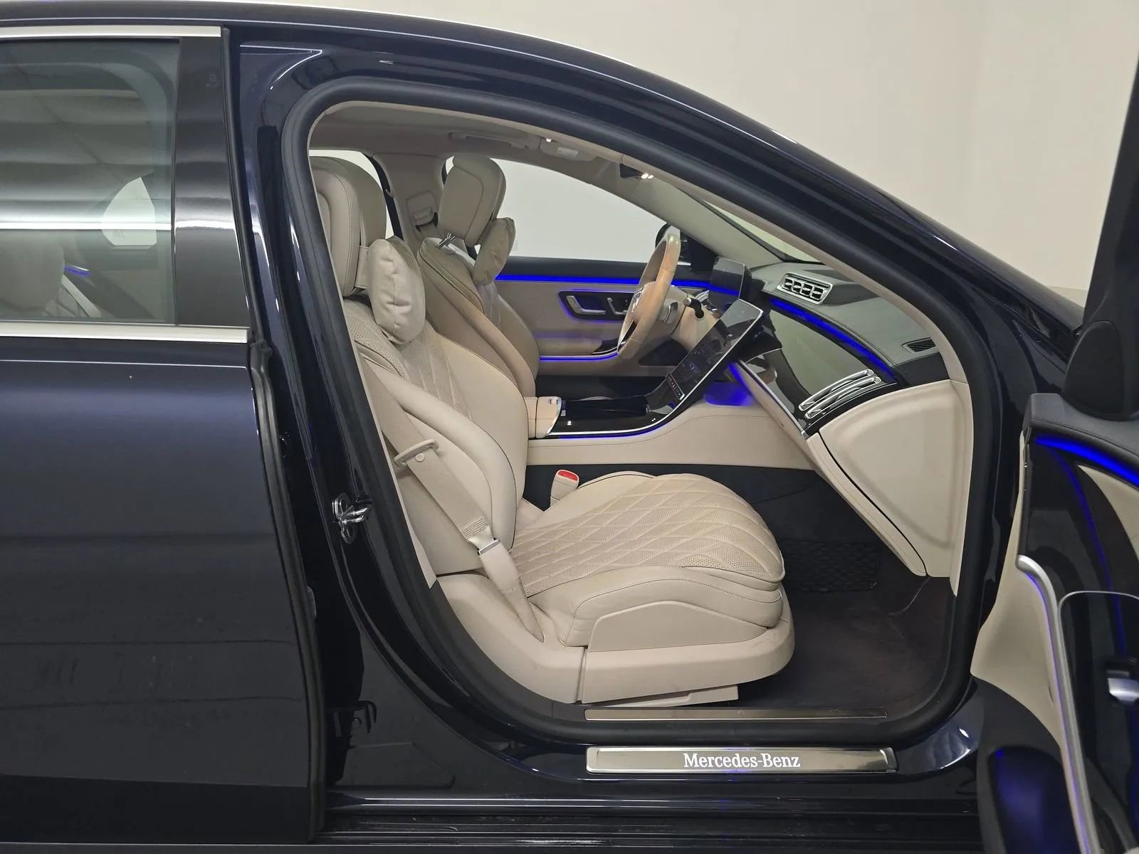 Used 2022 Mercedes-Benz S 580 4MATIC Sedan image 11