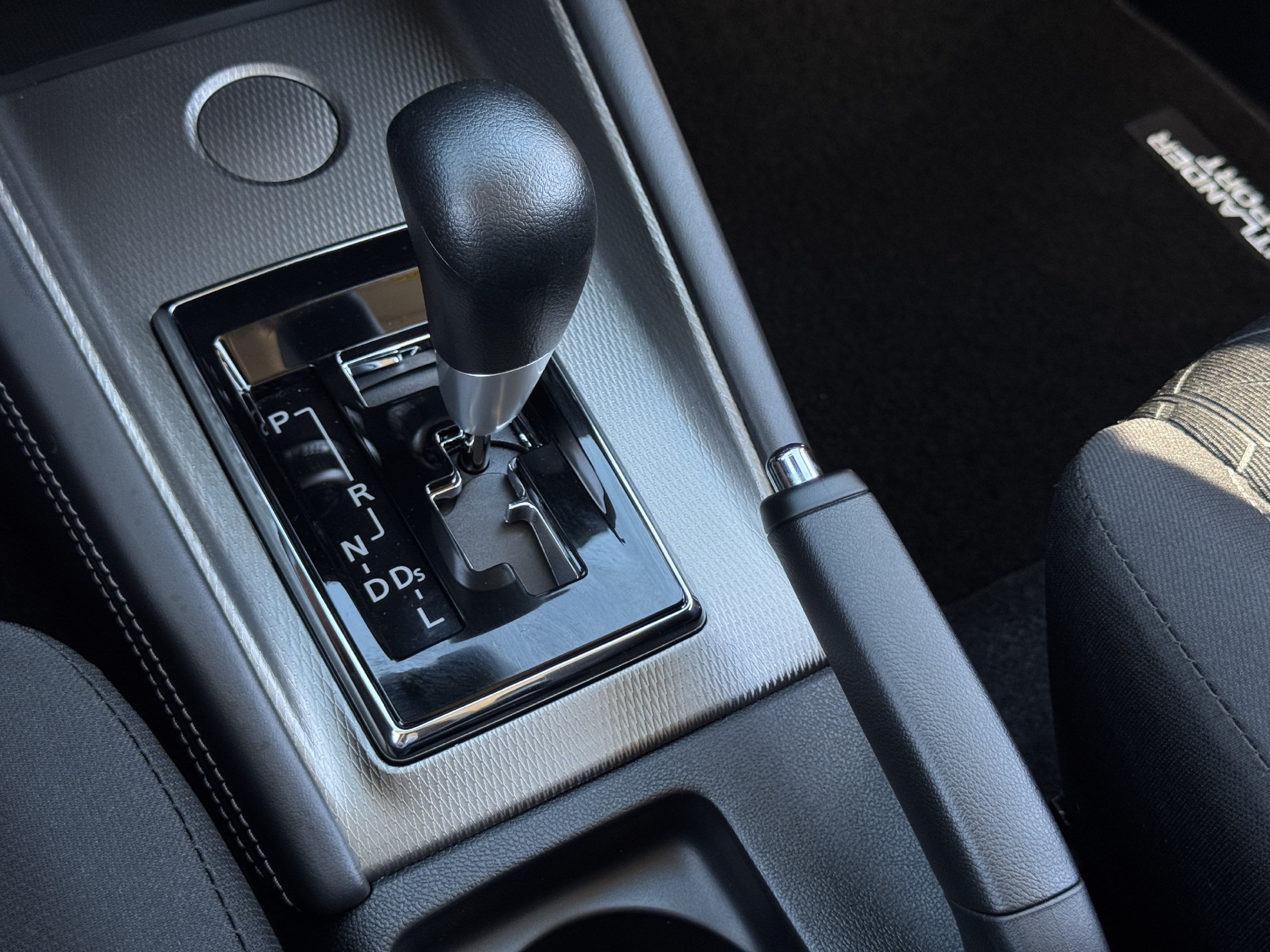 New 2027 Mitsubishi Outlander Sport ES FWD image 16