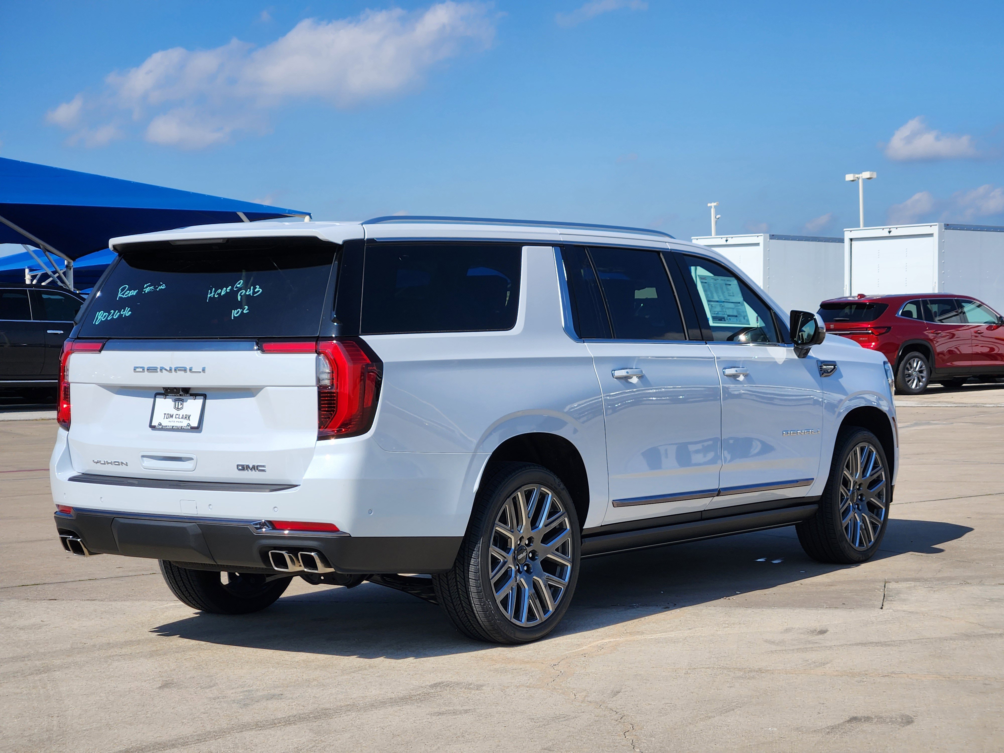 New 2026 GMC Yukon XL Denali Ultimate image 4