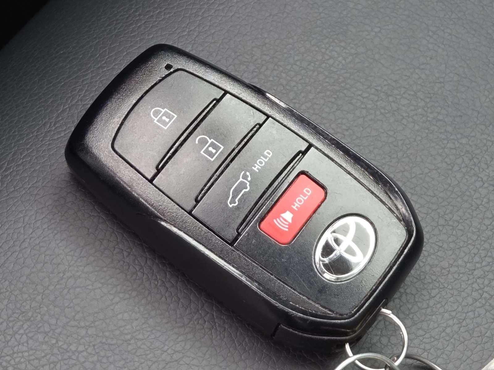Used 2024 Toyota Corolla Cross AWD Hybrid w/ Convenience Package image 34