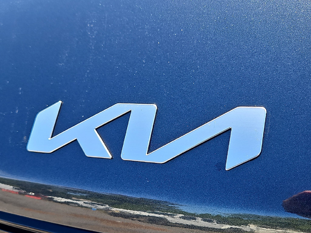 Certified 2024 Kia Sorento S FWD image 31