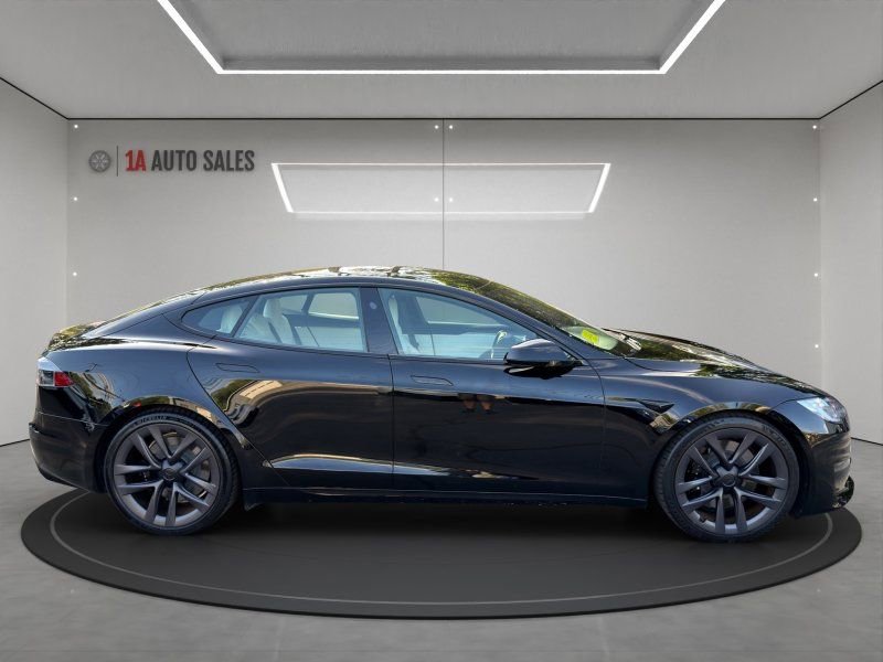 Used 2022 Tesla Model S AWD/4WD image 6
