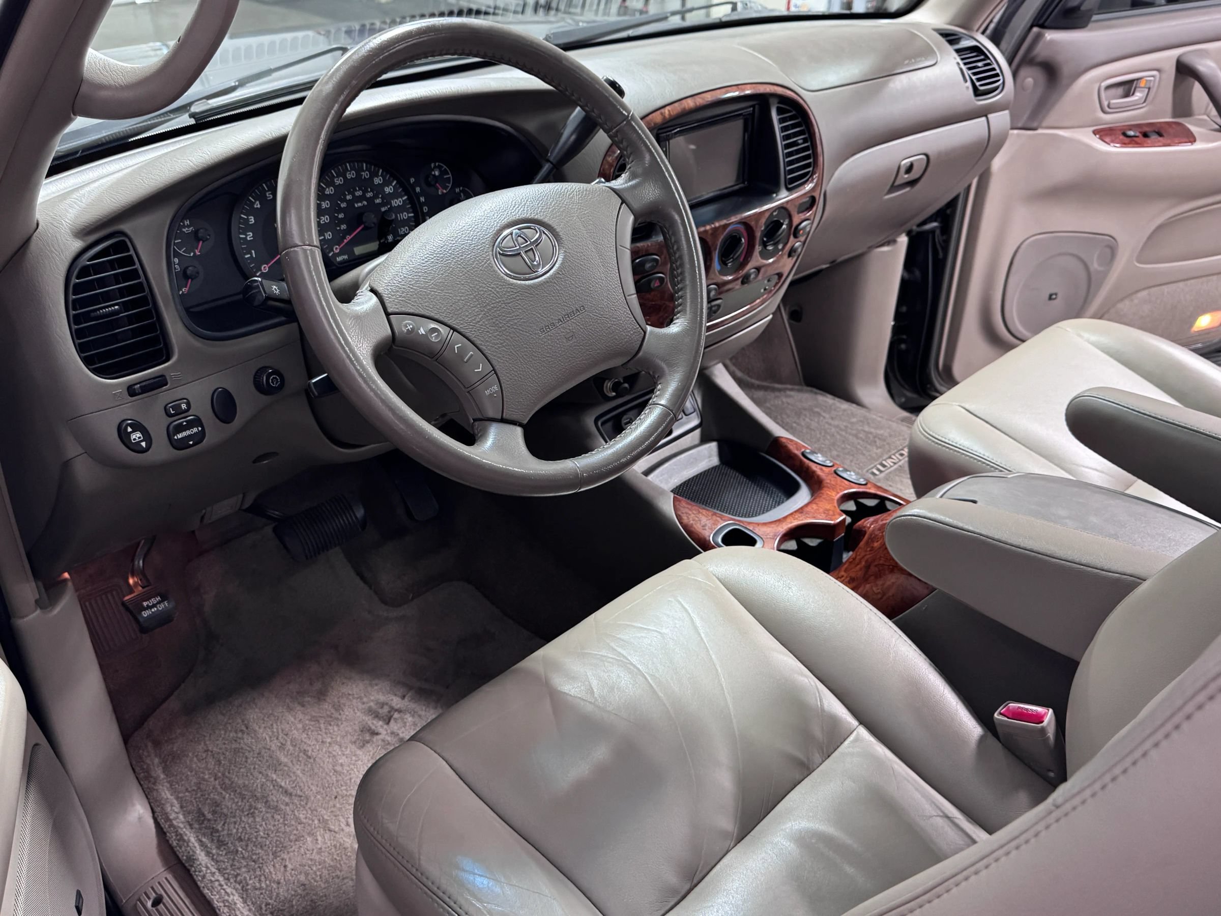 Used 2005 Toyota Tundra Limited AWD/4WD image 18