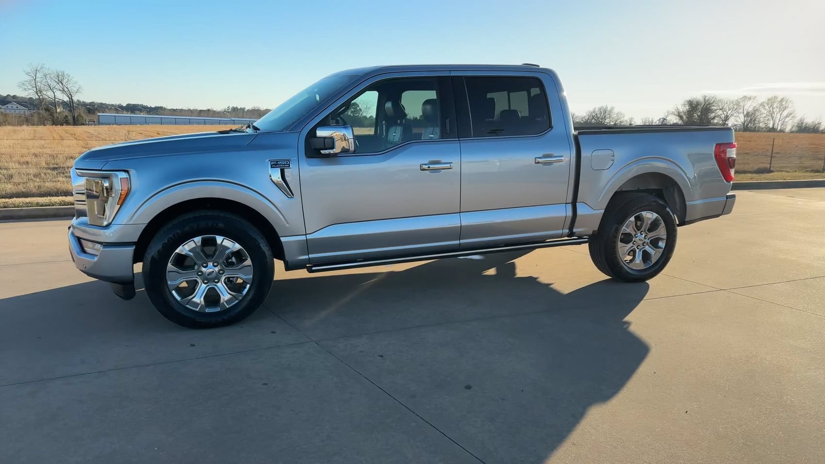 Used 2023 Ford F150 Platinum RWD image 4